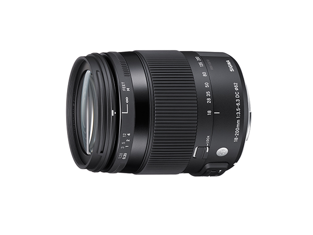 18-200mm F3.5-6.3 DC MACRO OS HSM