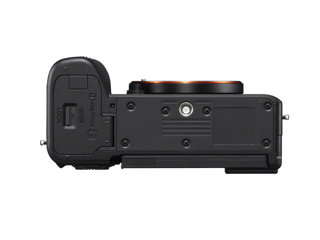 ILCE-7CR