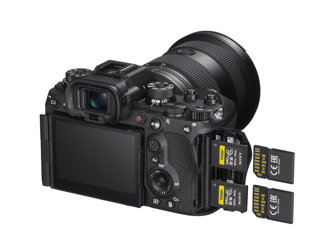ILCE-9M3B